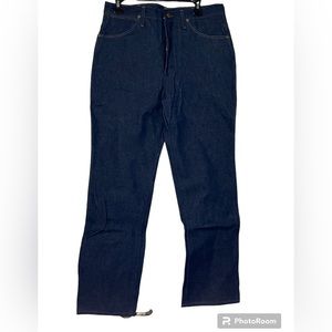 Wrangler dark blue straight men’s Jeans size 34 x 30
